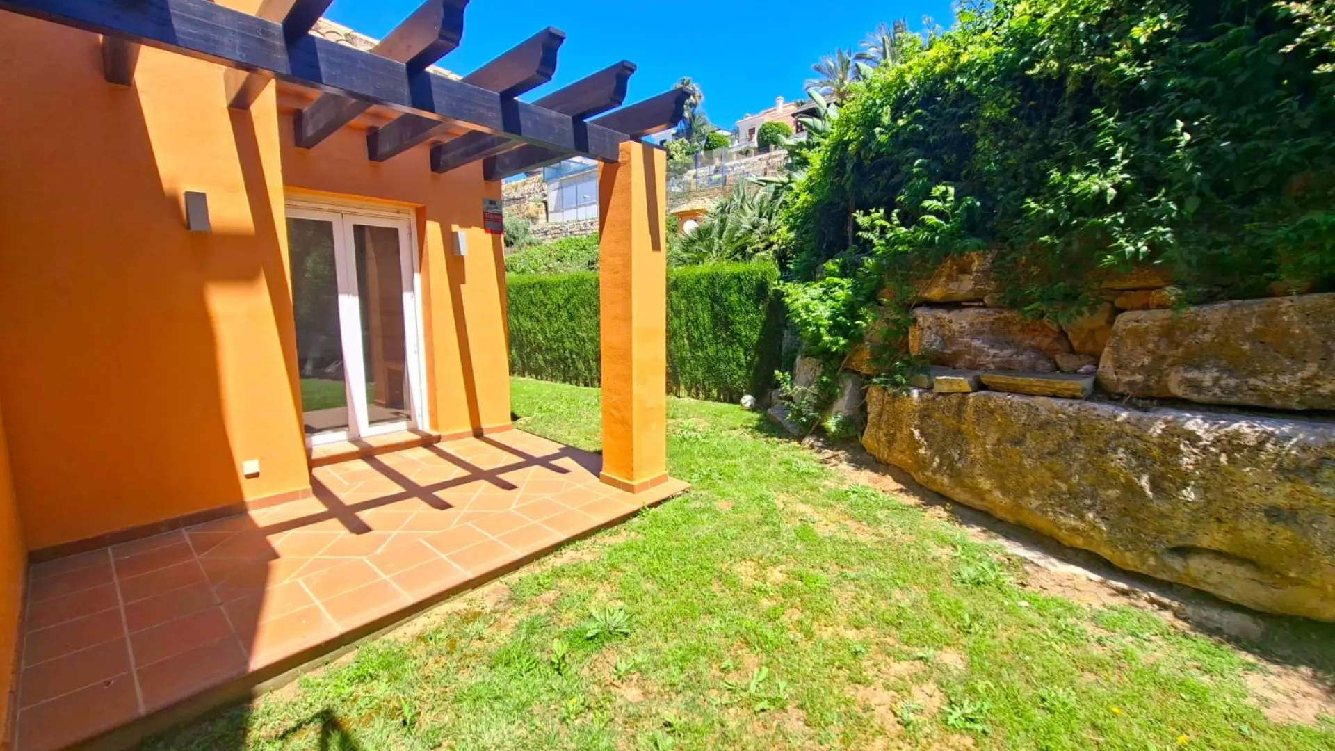 For sale town house in Paraiso Alto