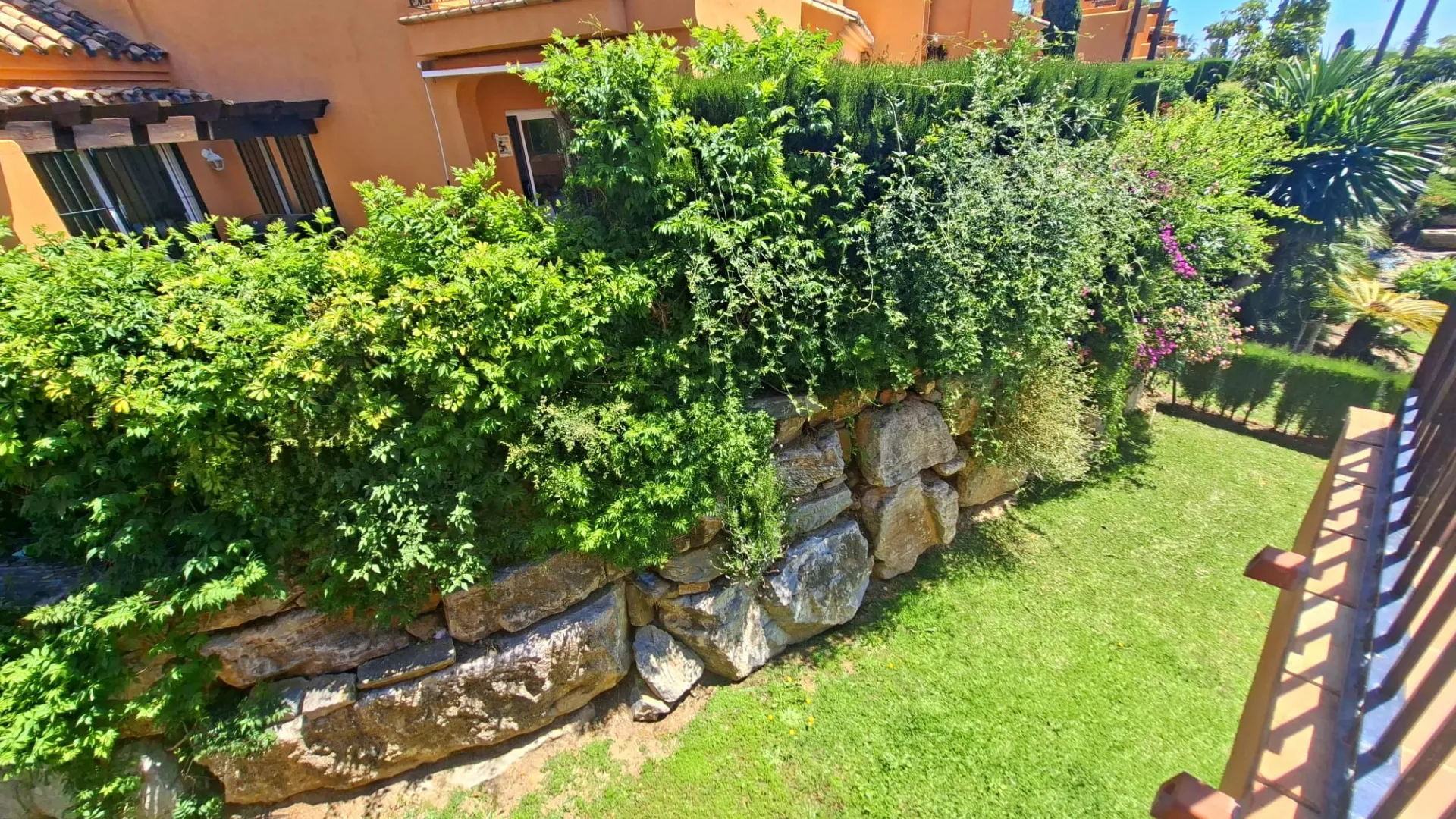 For sale town house in Paraiso Alto