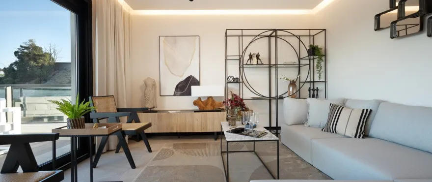 For sale Nueva Andalucia duplex penthouse with 3 bedrooms