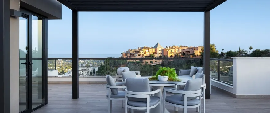 For sale Nueva Andalucia duplex penthouse with 3 bedrooms