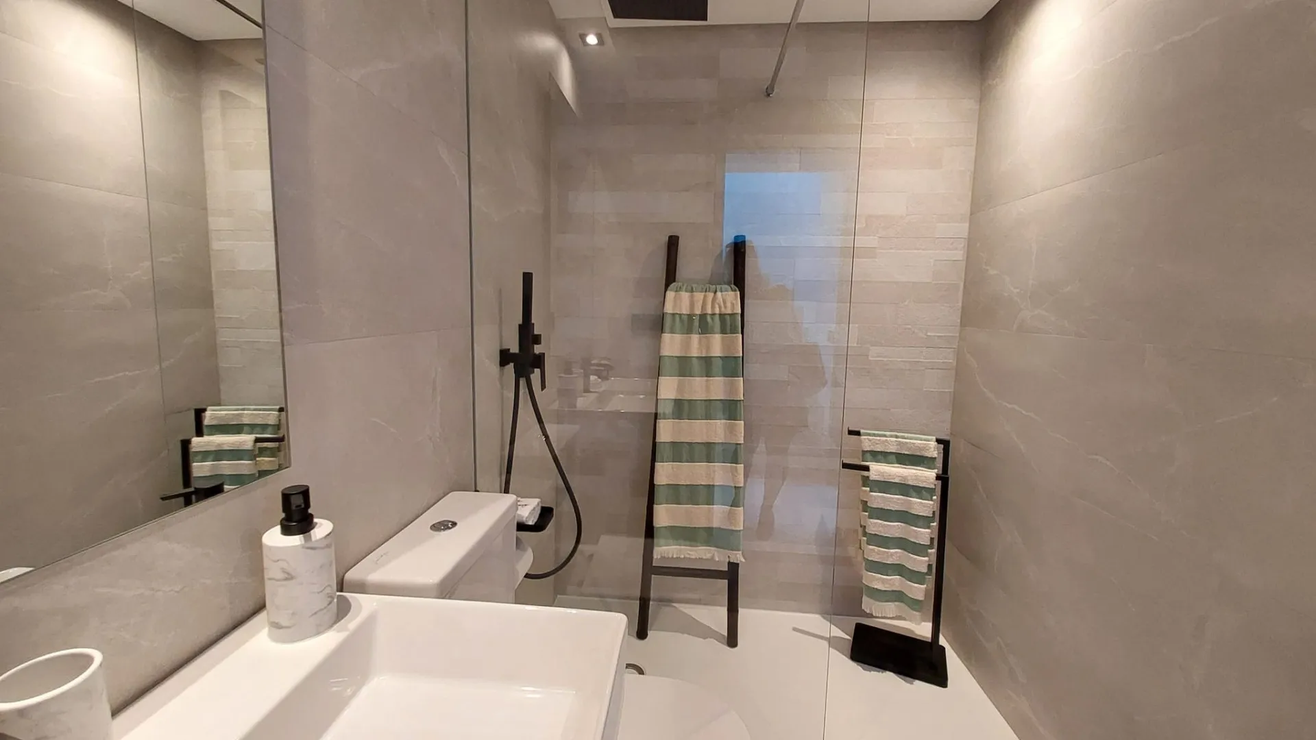 Se vende adosado de 3 dormitorios en Carretera de Istan