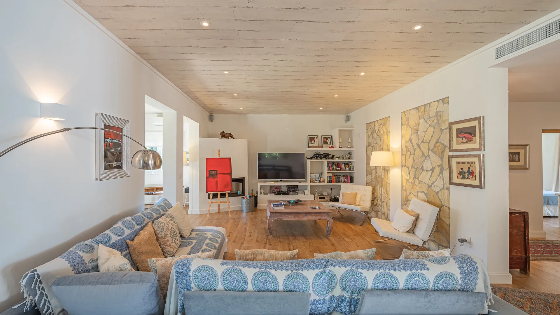 For sale villa in Nueva Andalucia