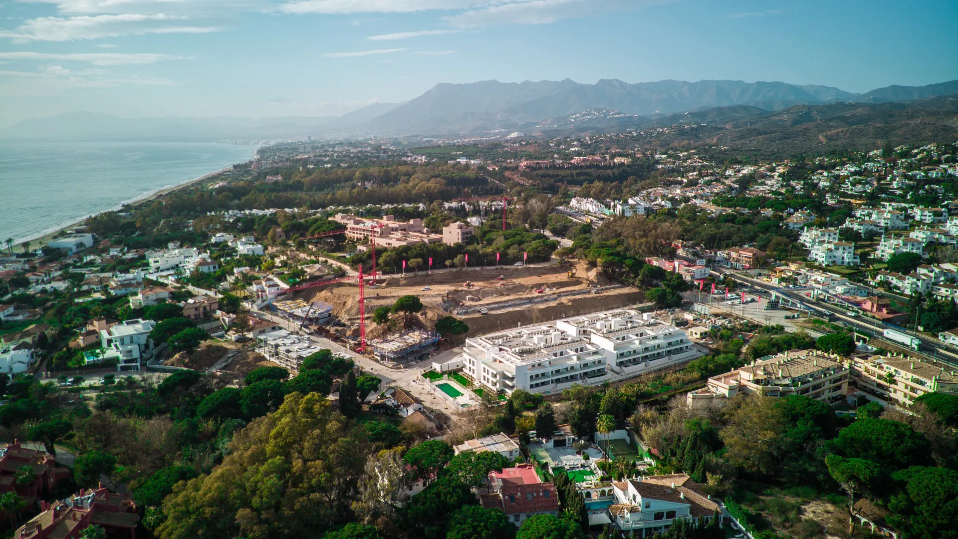 For sale town house in Elviria