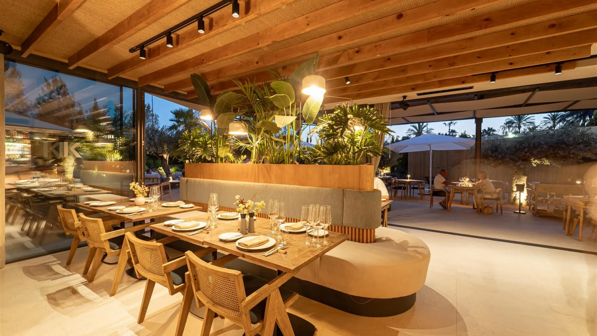 For sale New Golden Mile restaurant