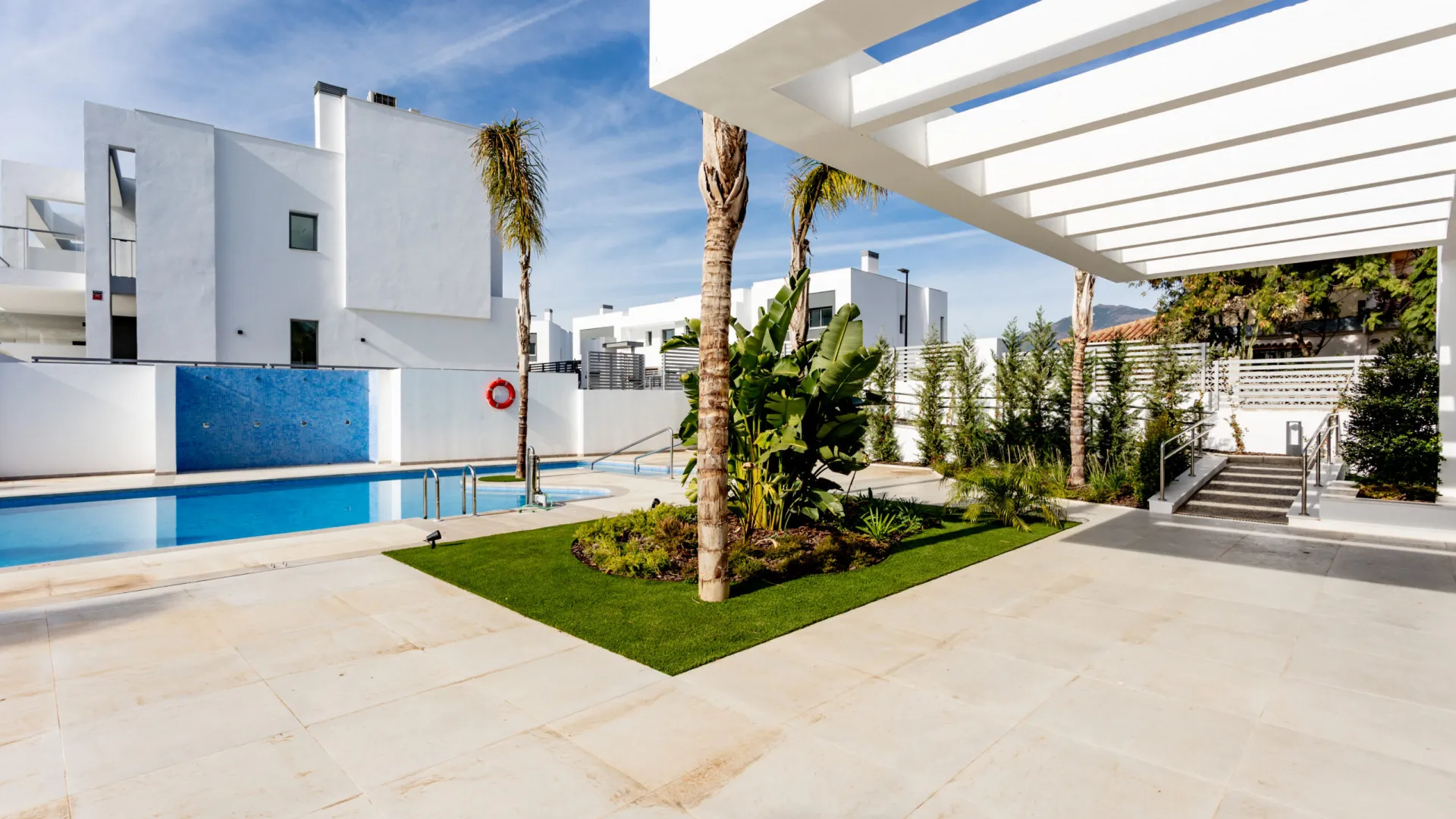 Semi detached villa for sale in Alta Vista