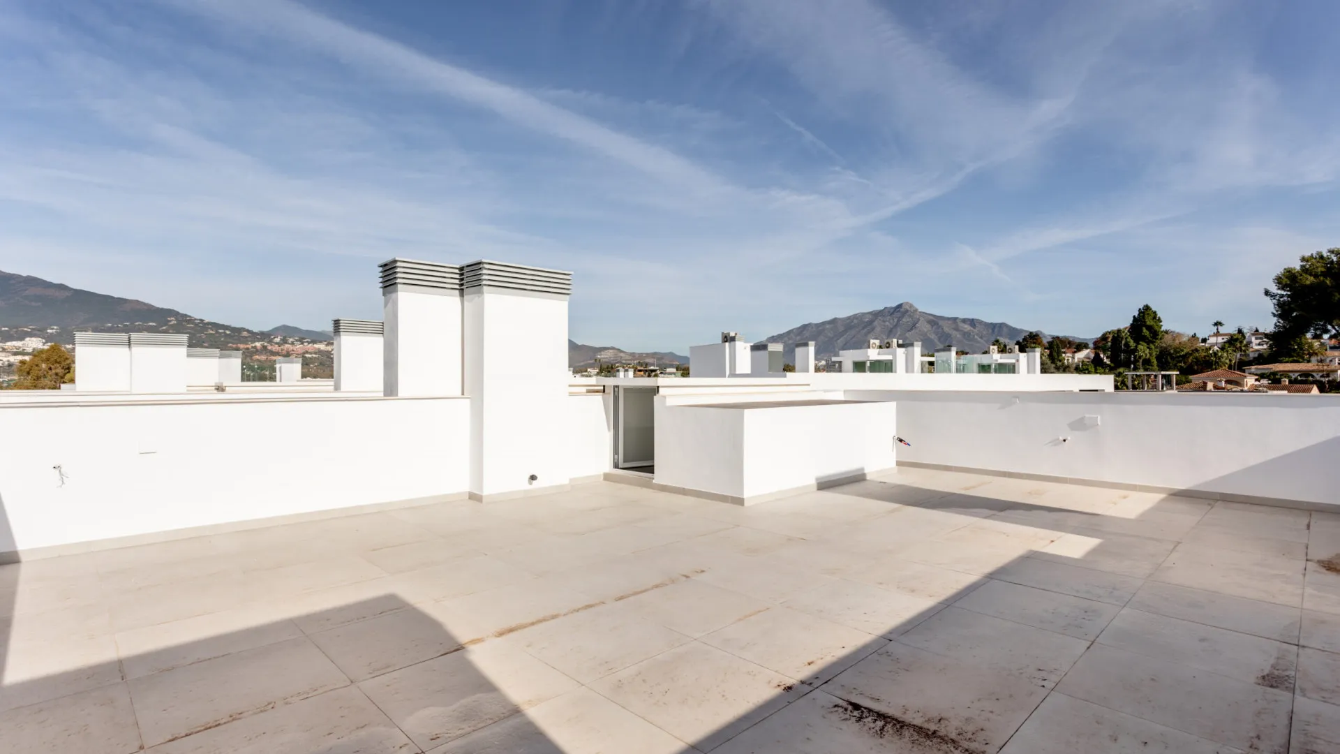 Semi detached villa for sale in Alta Vista