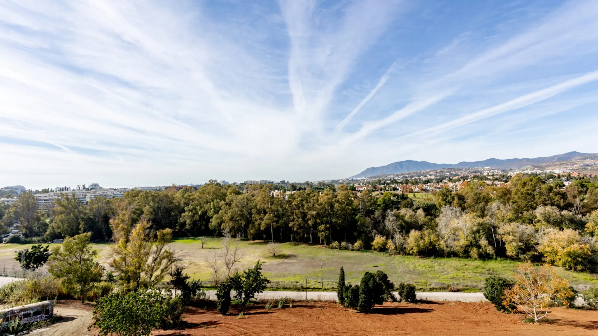 Semi detached villa for sale in Alta Vista