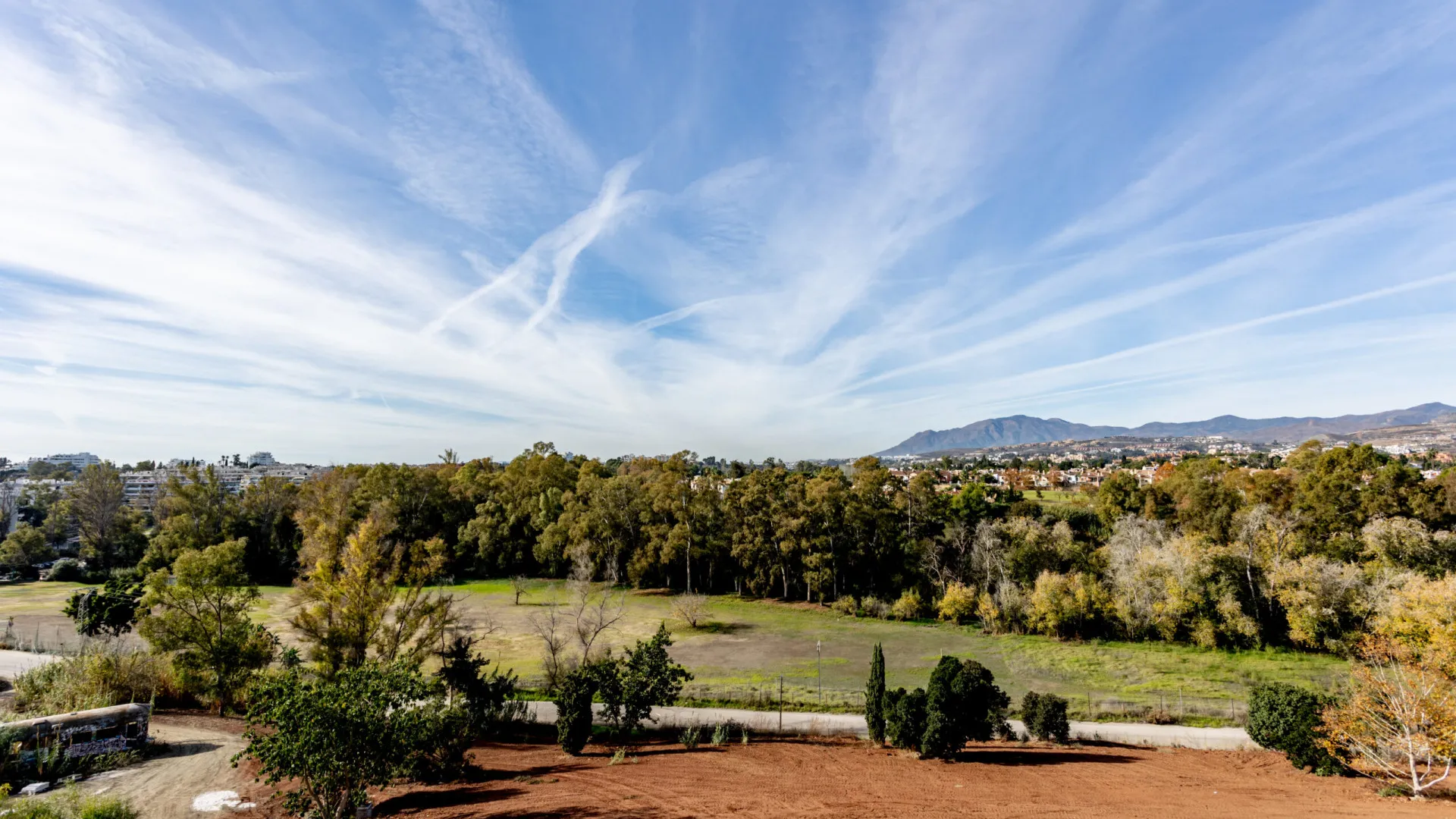 Semi detached villa for sale in Alta Vista