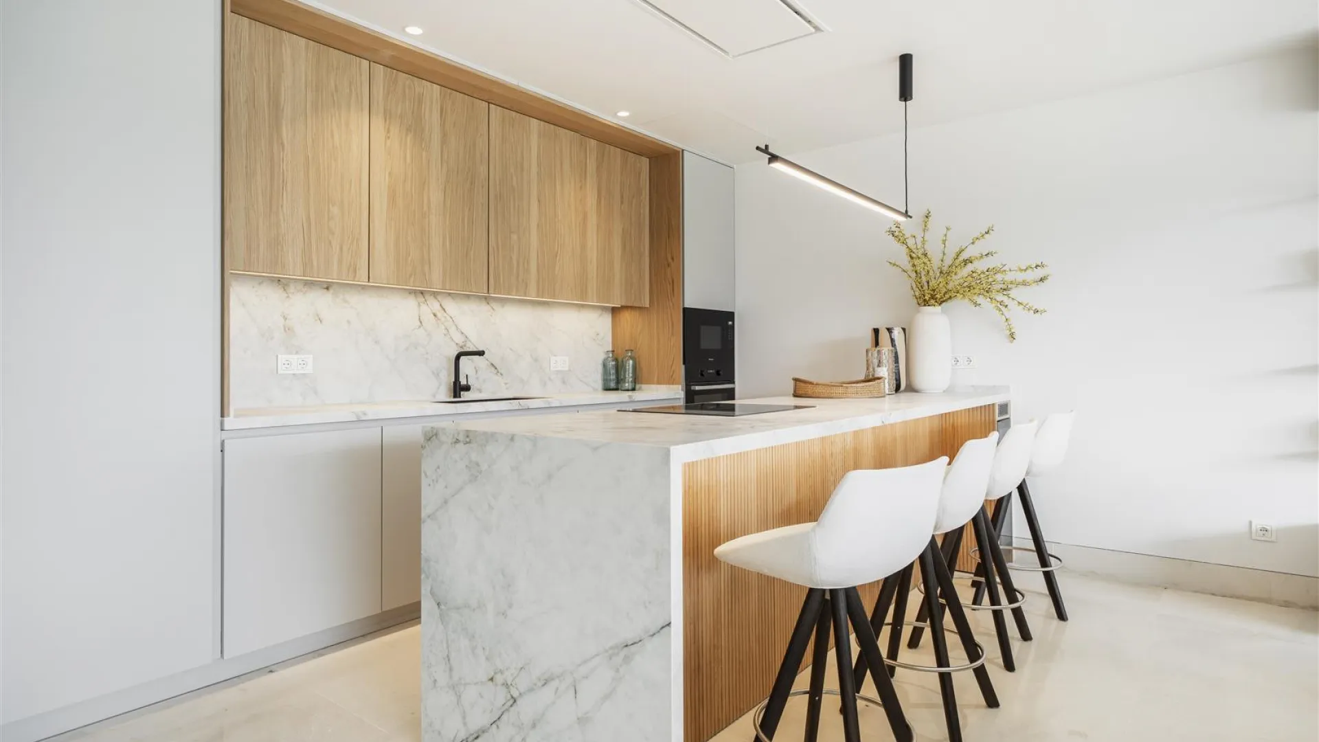 Aloha, apartamento con 2 dormitorios en venta