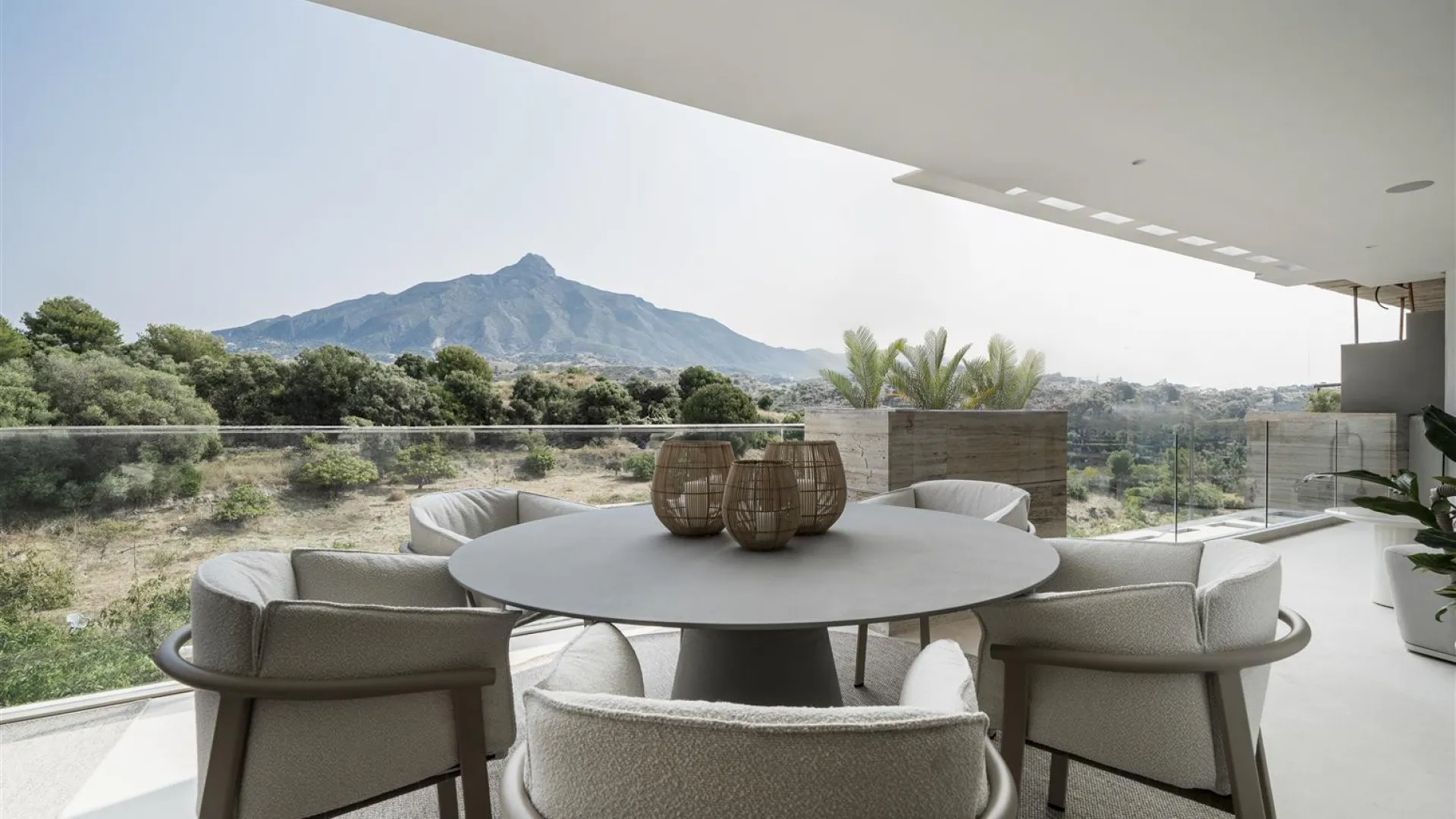 Aloha, apartamento con 2 dormitorios en venta