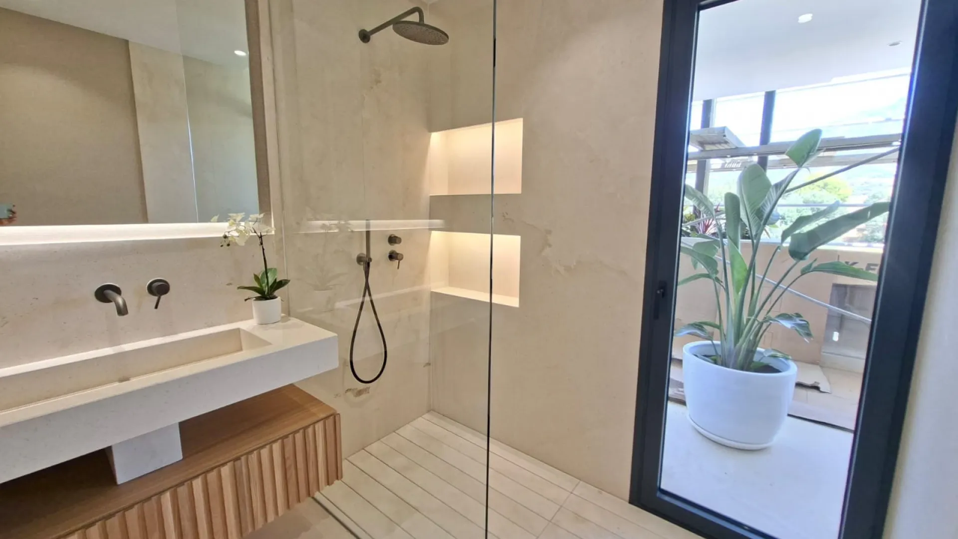 Aloha, apartamento con 2 dormitorios en venta