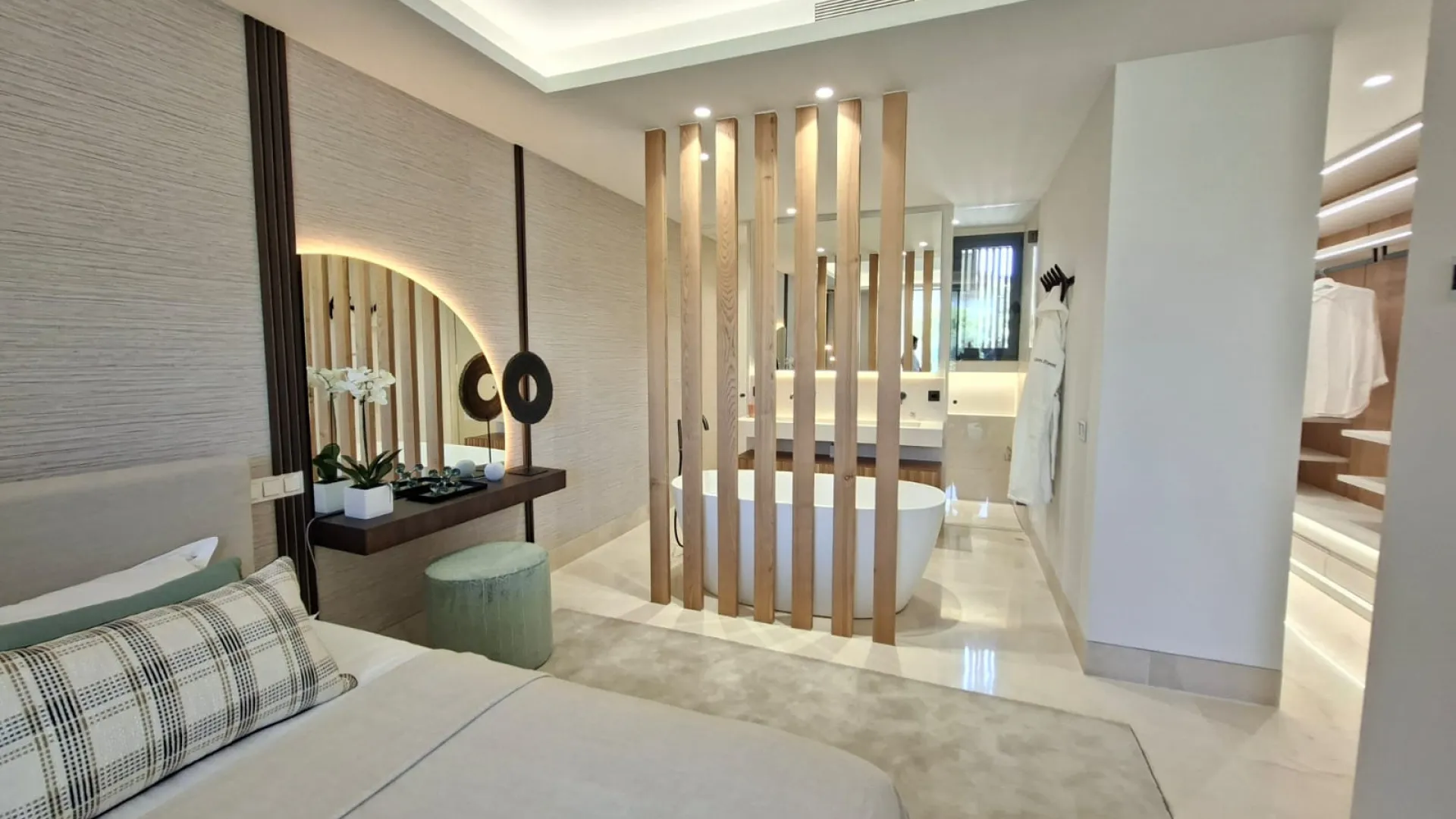 Aloha, apartamento con 2 dormitorios en venta