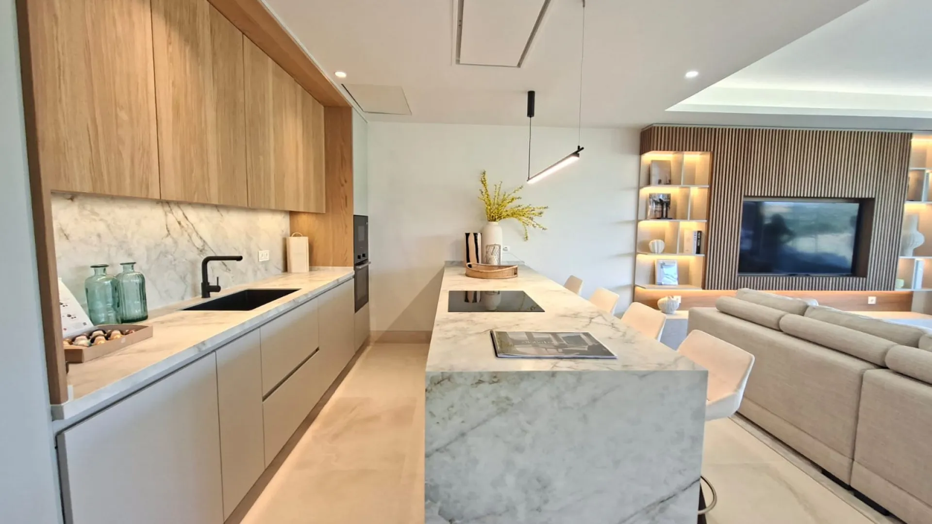 Aloha, apartamento con 2 dormitorios en venta