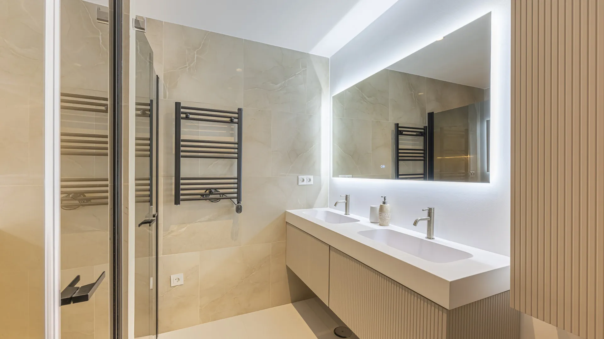 Buy 3 bedrooms ground floor apartment in Kings Hills