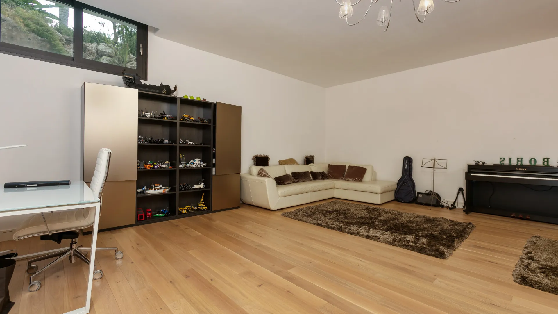 Villa a la venta en Las Lomas del Marbella Club de 6 dormitorios