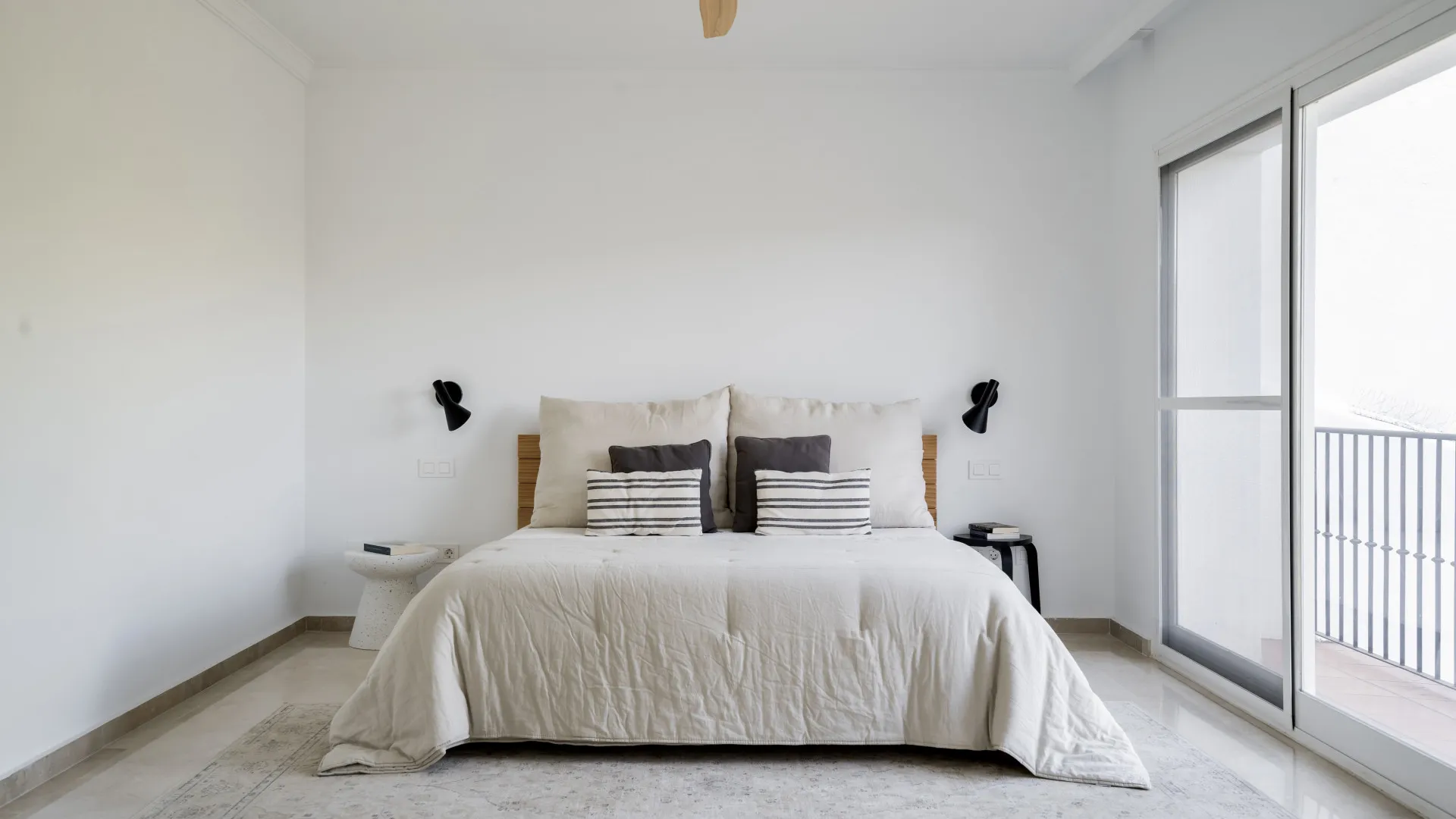 For sale 4 bedrooms town house in La Quinta