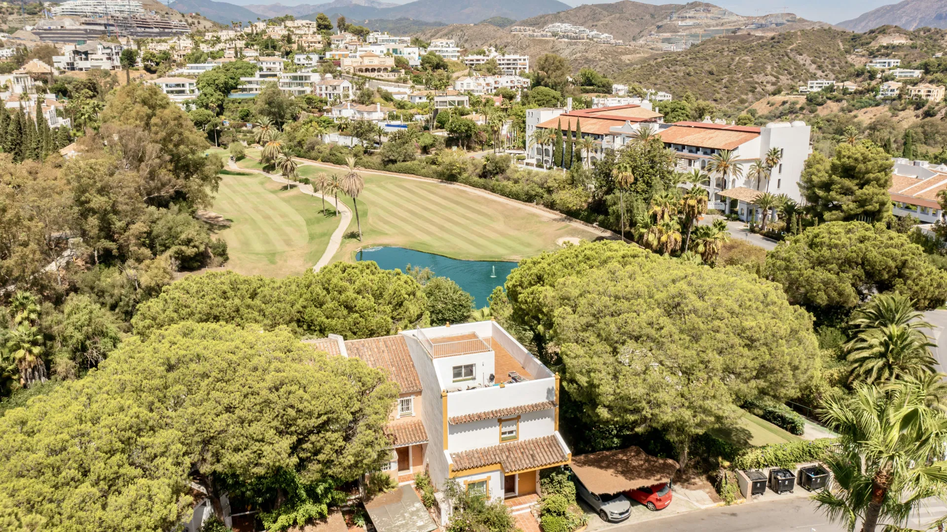 For sale 4 bedrooms town house in La Quinta