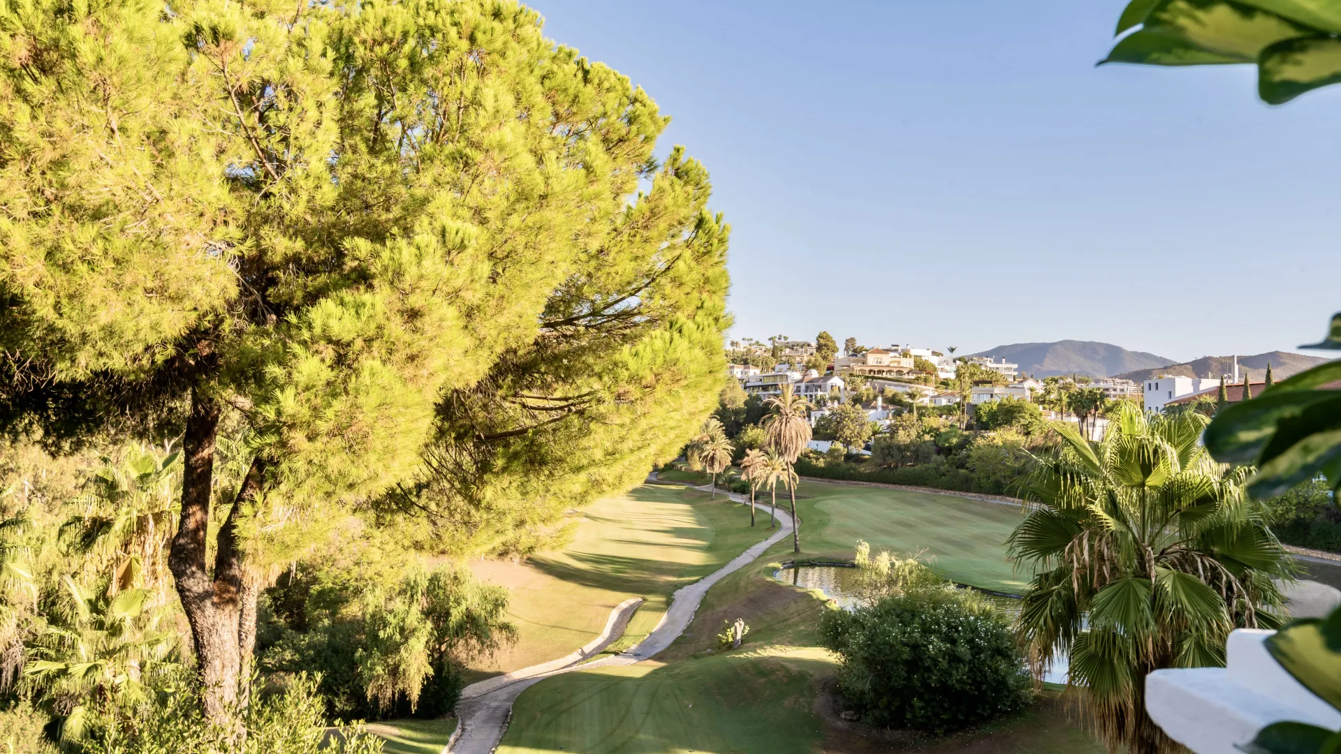 For sale 4 bedrooms town house in La Quinta