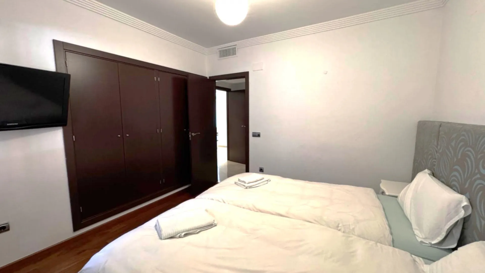 Buy apartment in Magna Marbella