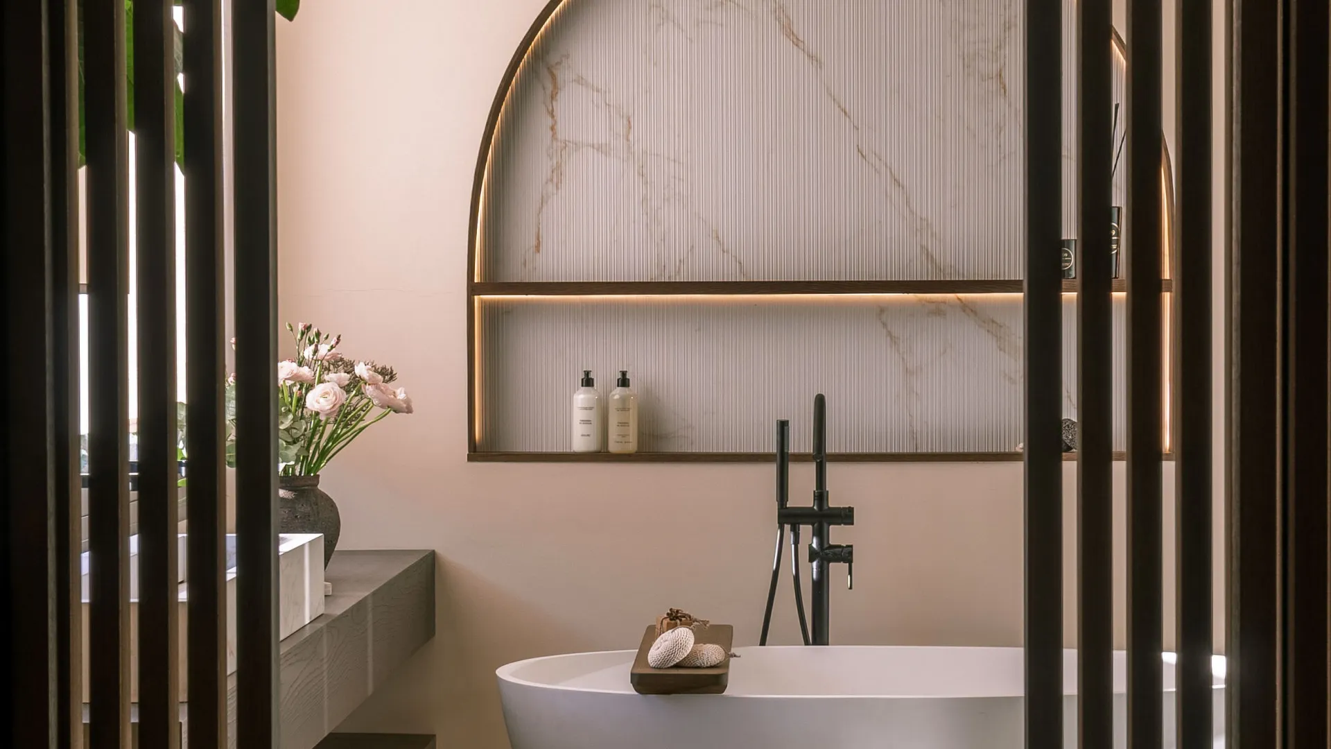 For sale villa in Nueva Andalucia