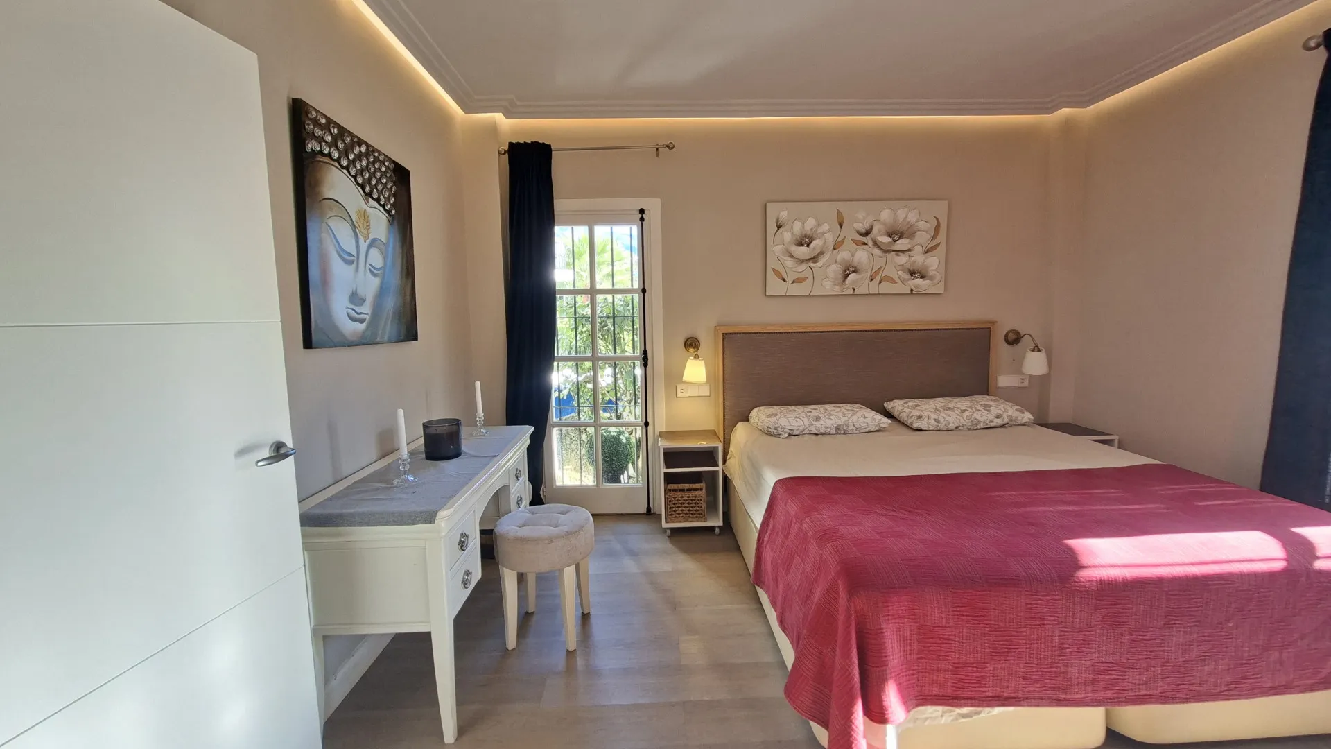 3 bedrooms Las Cascadas ground floor apartment for sale