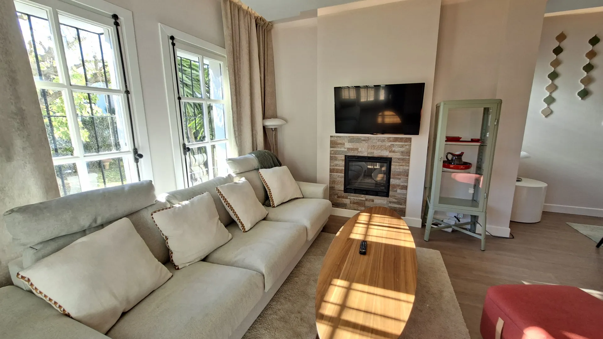 3 bedrooms Las Cascadas ground floor apartment for sale