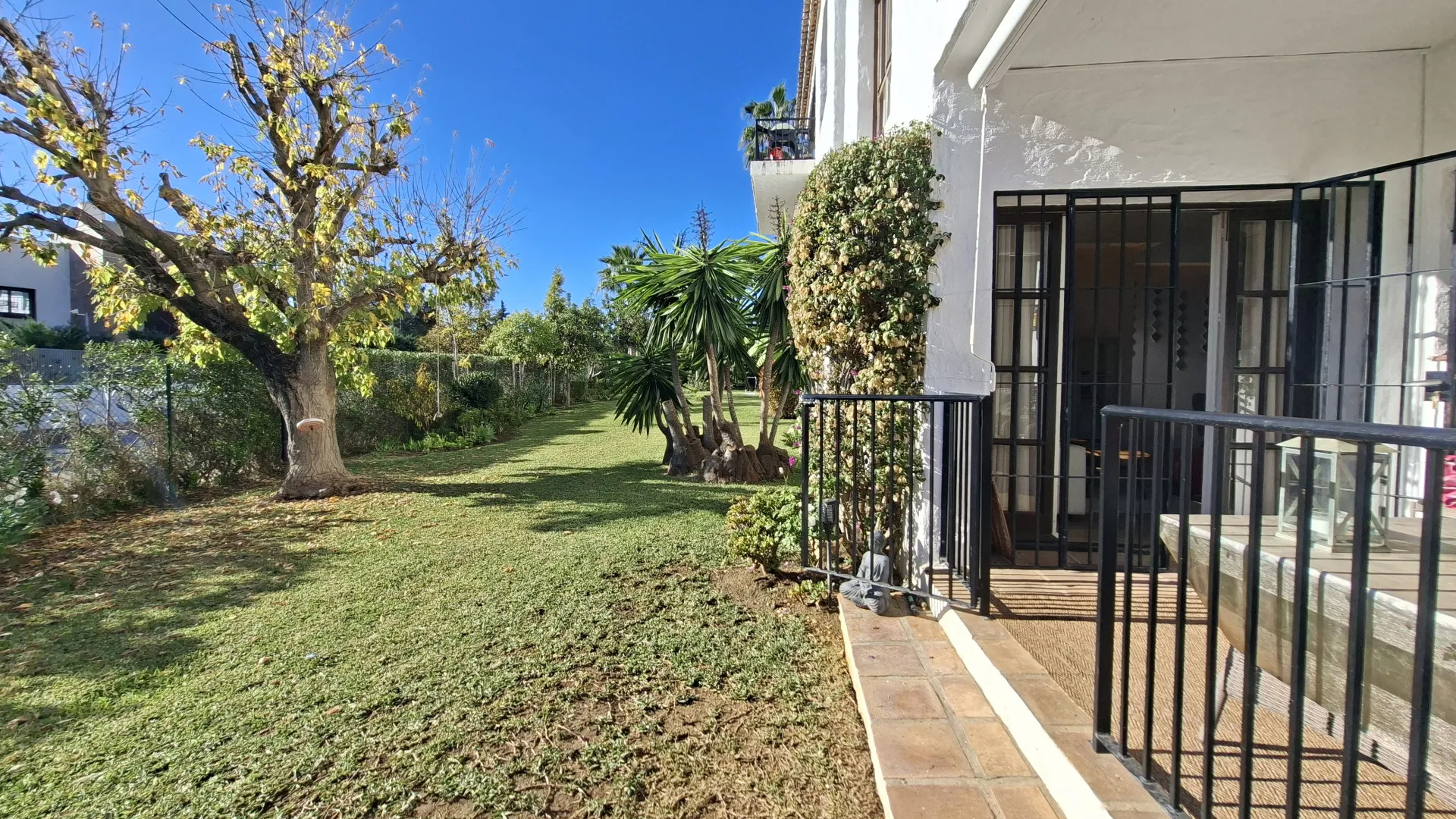 3 bedrooms Las Cascadas ground floor apartment for sale