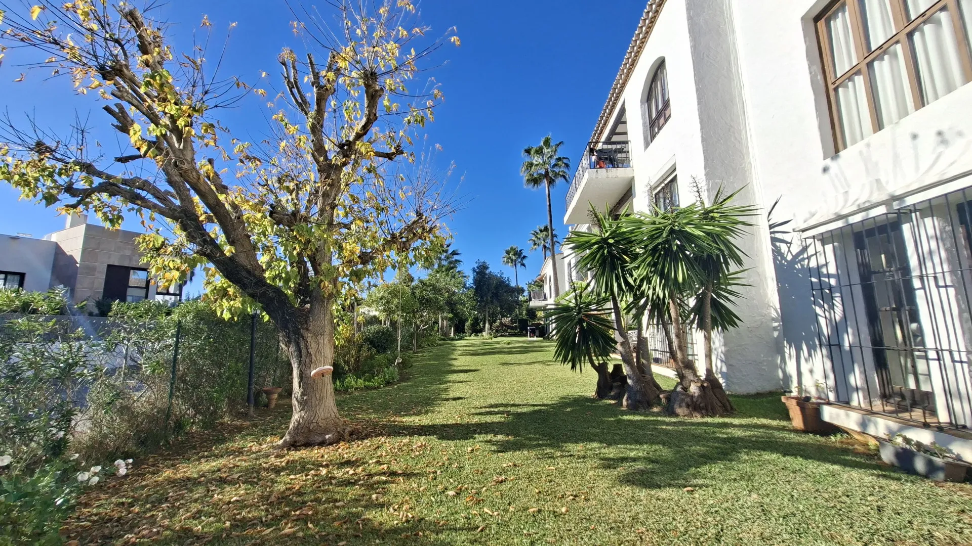 3 bedrooms Las Cascadas ground floor apartment for sale