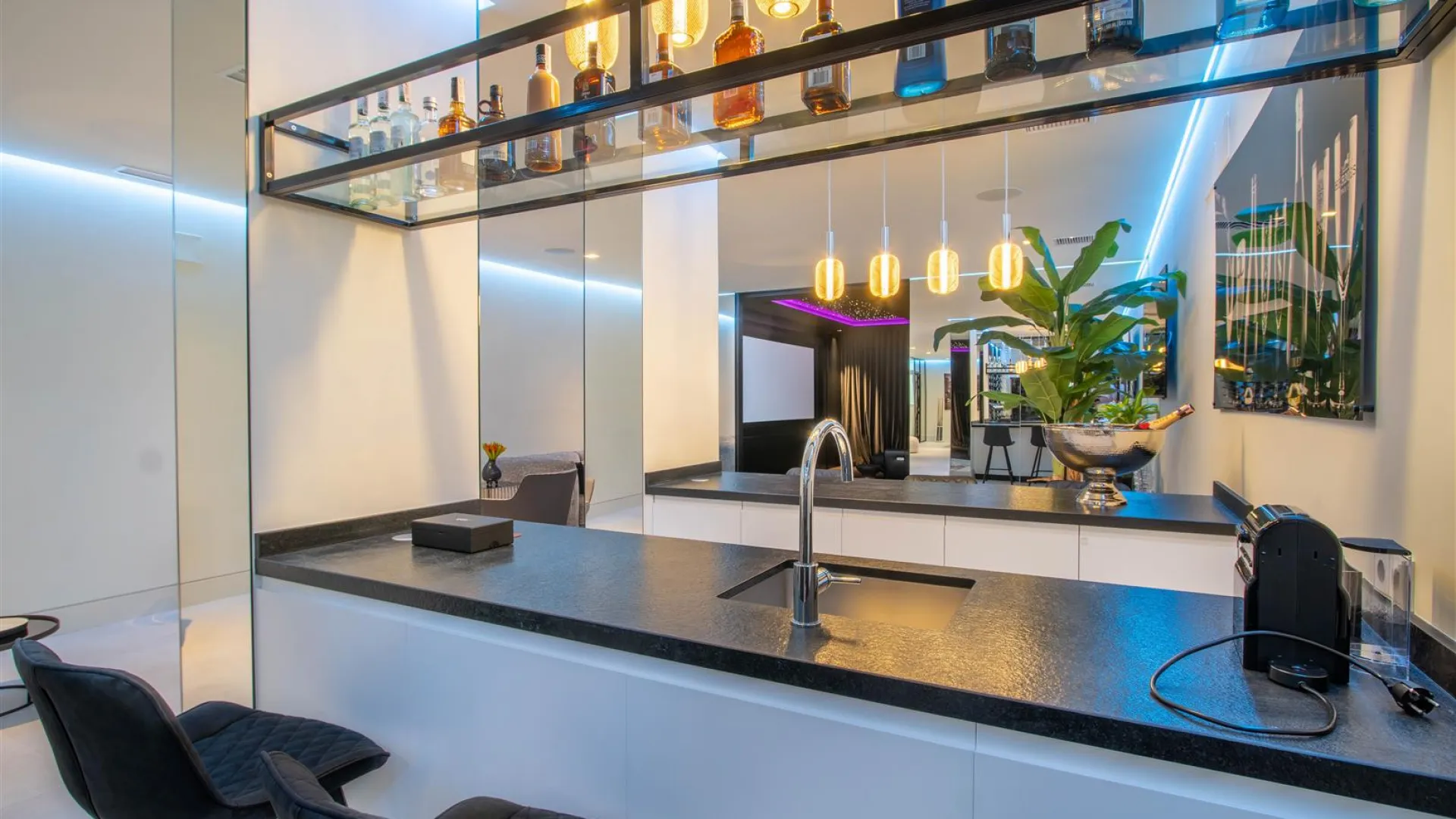 Comprar villa en La Alqueria de 5 dormitorios