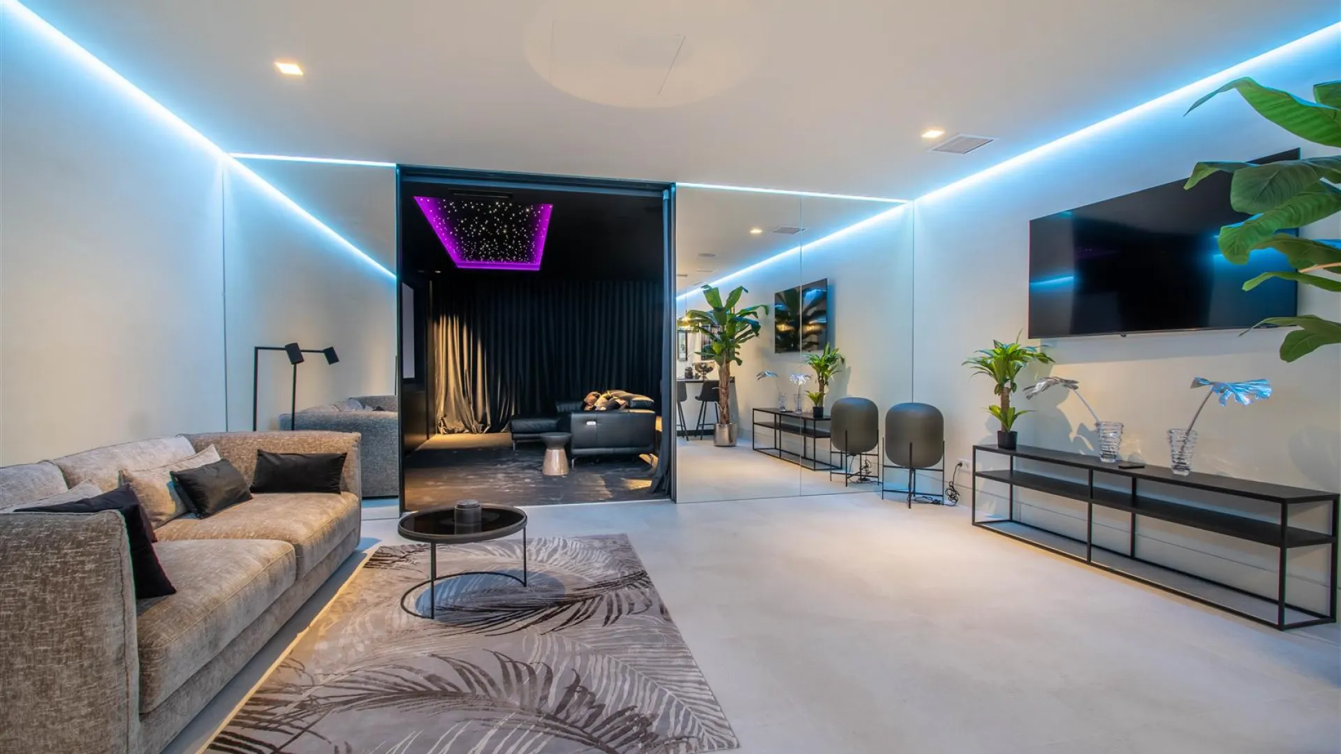 Comprar villa en La Alqueria de 5 dormitorios