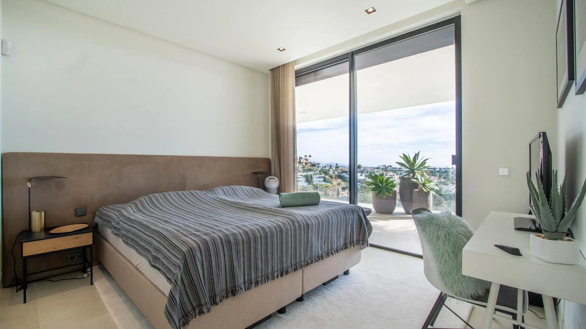 Comprar villa en La Alqueria de 5 dormitorios