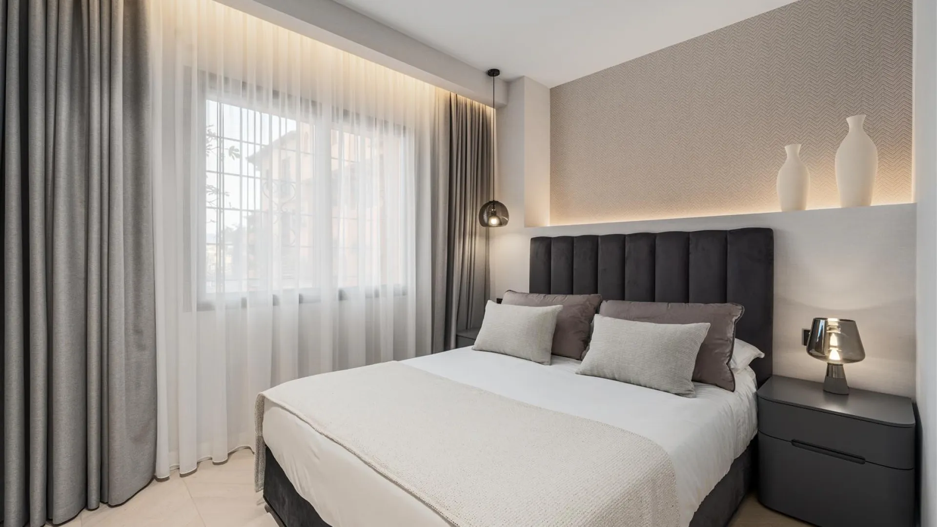 4 bedrooms ground floor apartment for sale in Les Belvederes