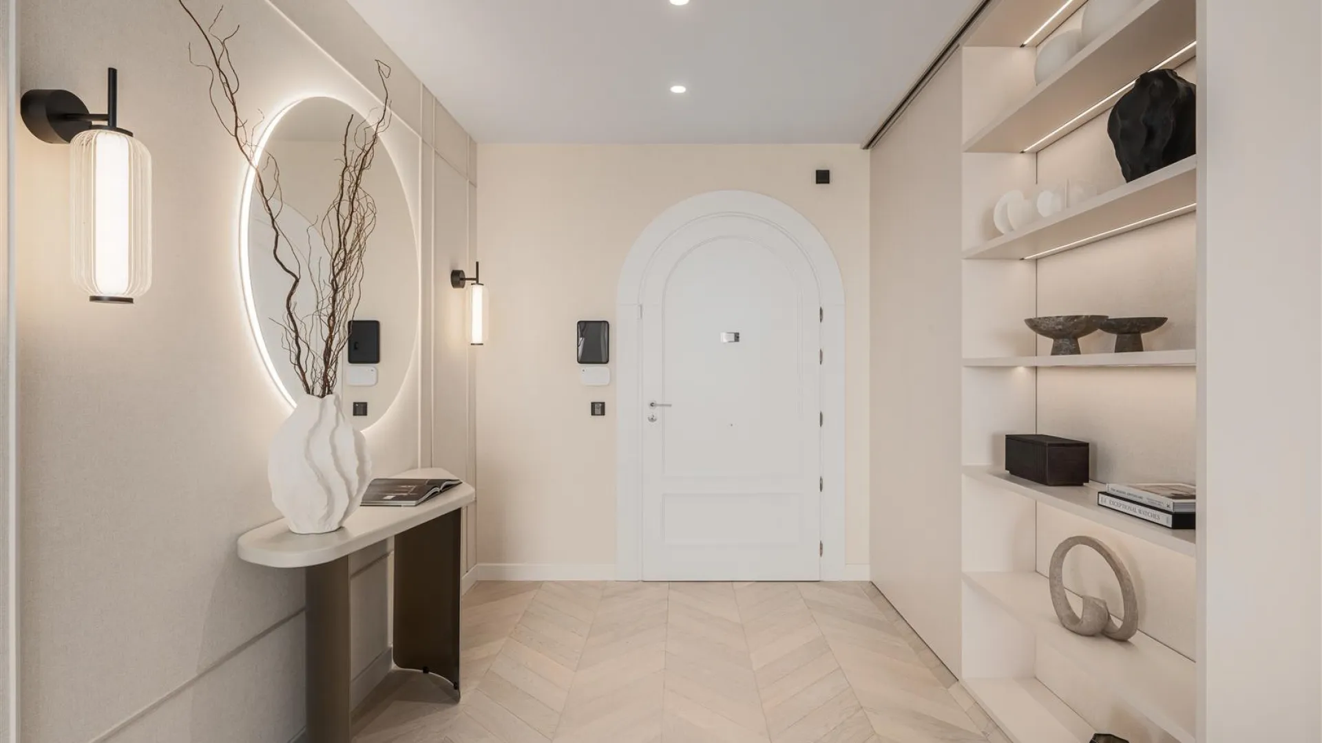 4 bedrooms ground floor apartment for sale in Les Belvederes