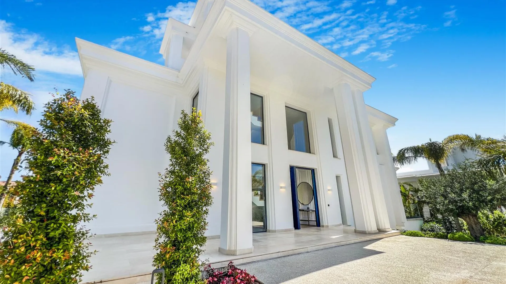 Villa a la venta en Las Lomas del Marbella Club