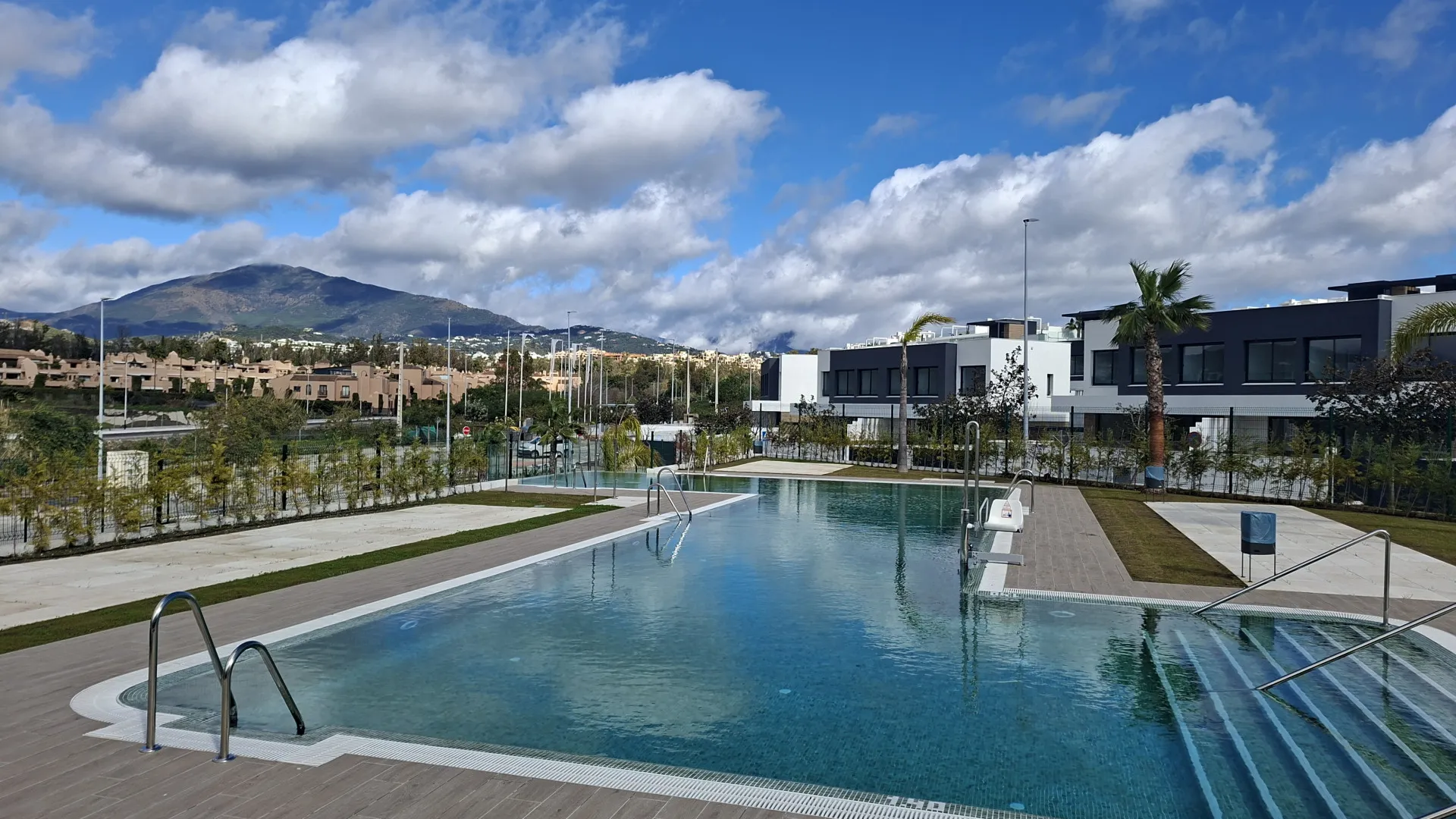 El Campanario, chalet en venta