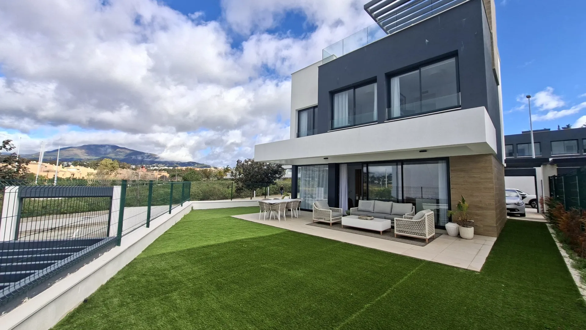 El Campanario, chalet en venta