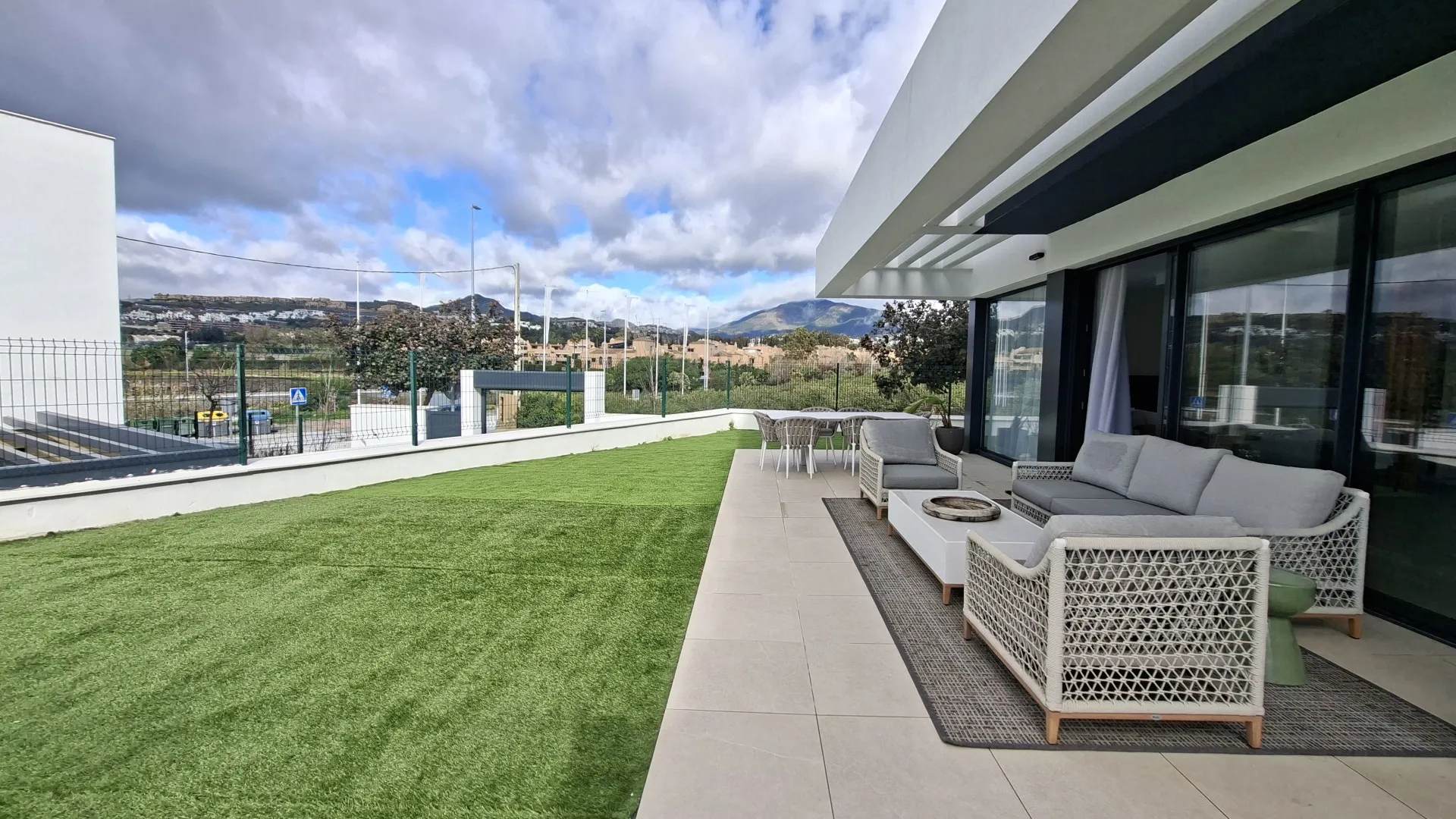 El Campanario, chalet en venta