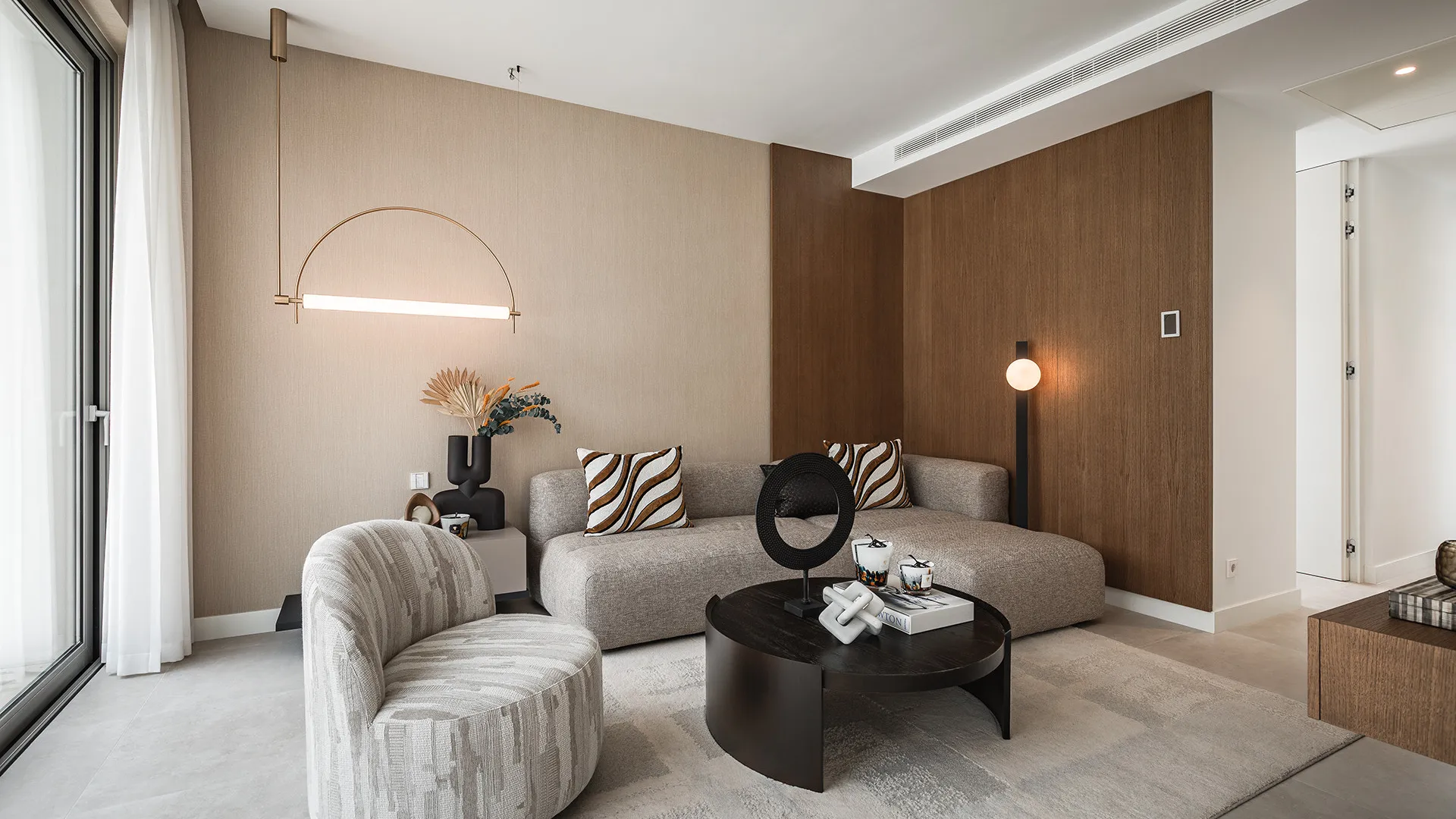 For sale El Paraiso villa with 5 bedrooms