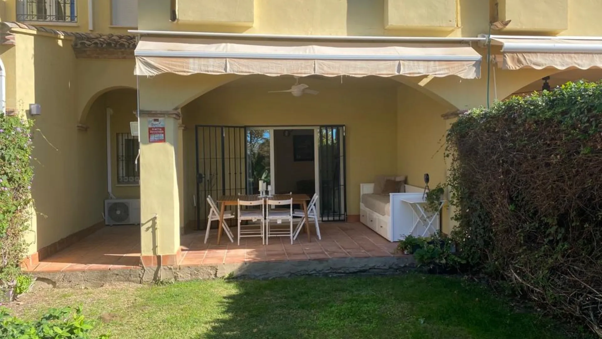 3 bedrooms town house in Guadalmina Baja for sale