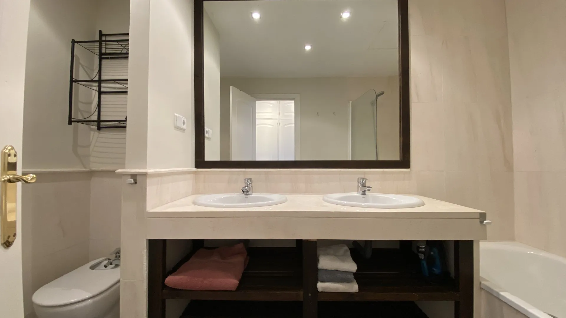 3 bedrooms town house in Guadalmina Baja for sale