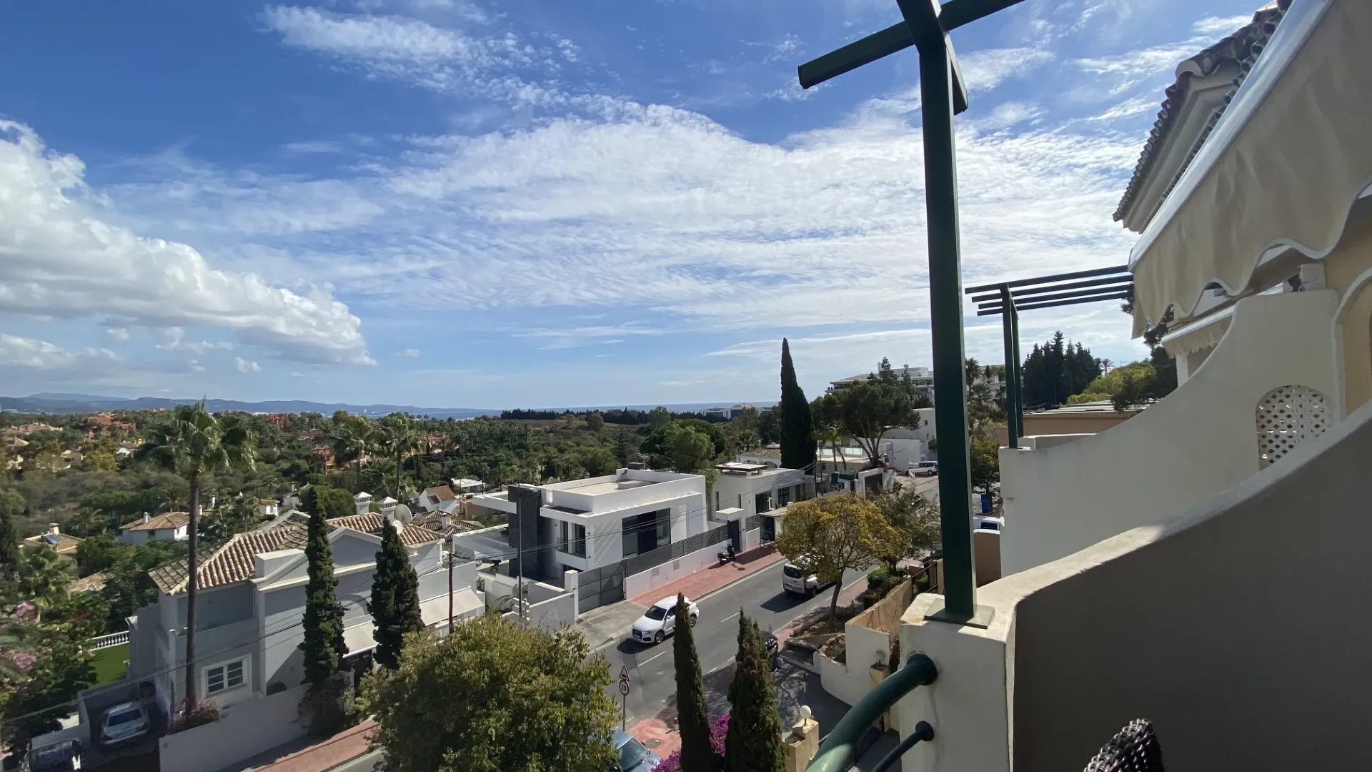 For sale 2 bedrooms apartment in Señorio de Aloha