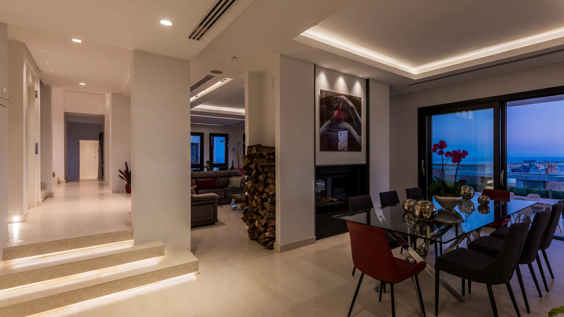 Los Altos de los Monteros villa for sale