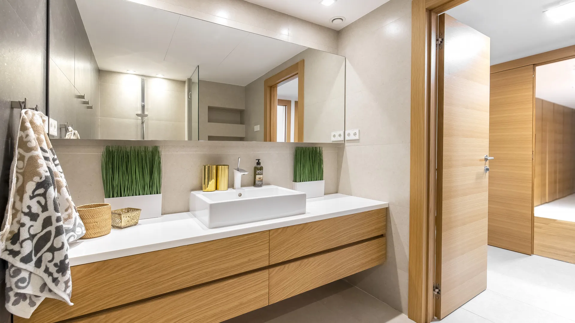 Costabella, villa de 6 dormitorios en venta