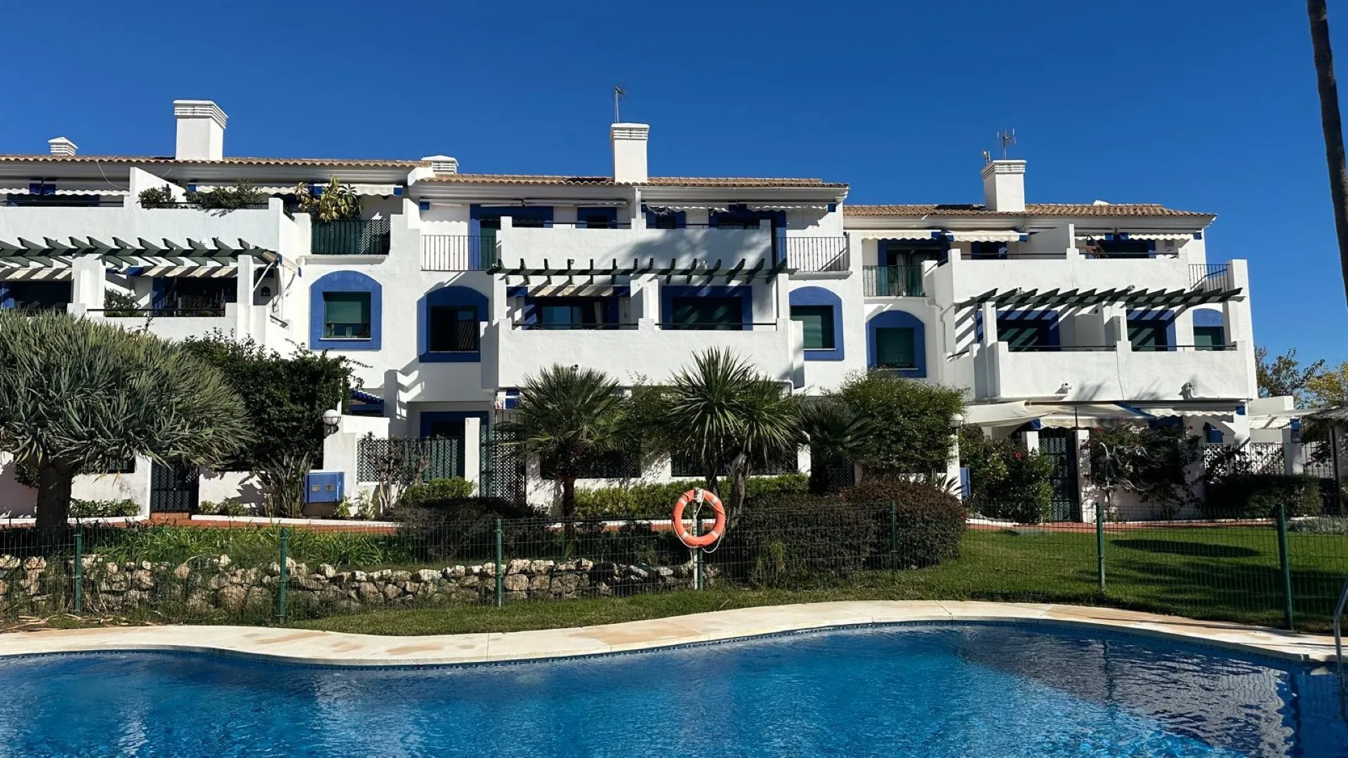 Se vende apartamento planta baja en Las Arenas