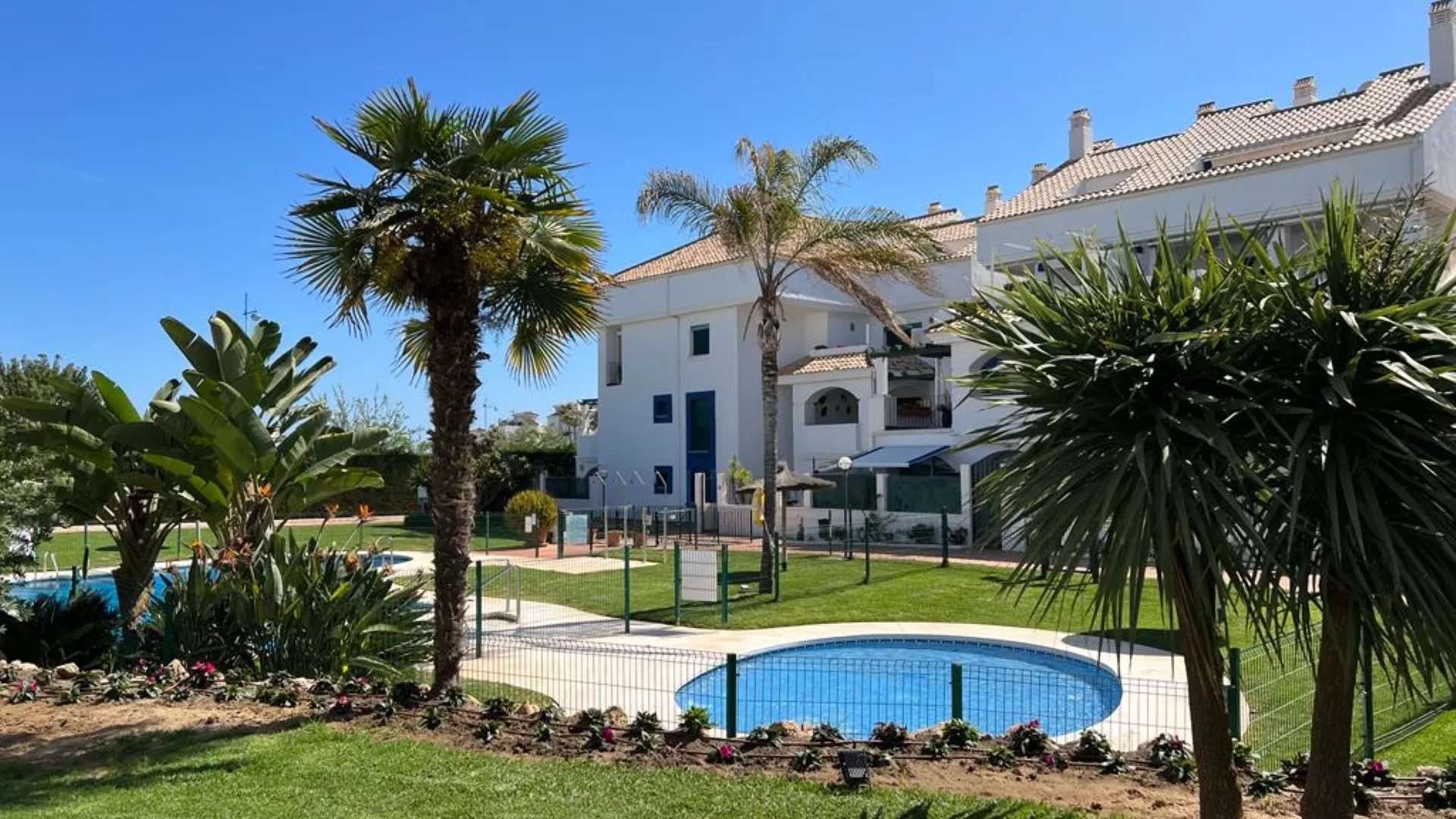 Se vende apartamento planta baja en Las Arenas