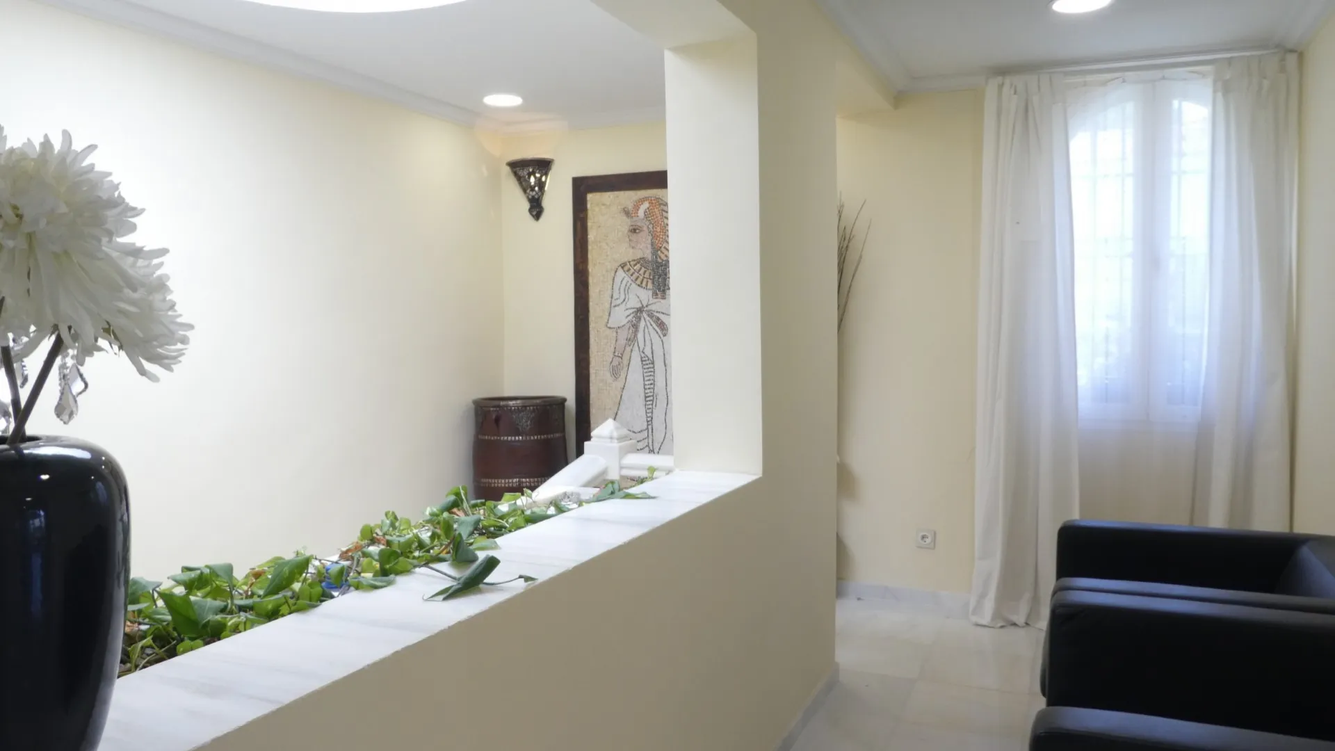 4 bedrooms villa for sale in Nueva Andalucia
