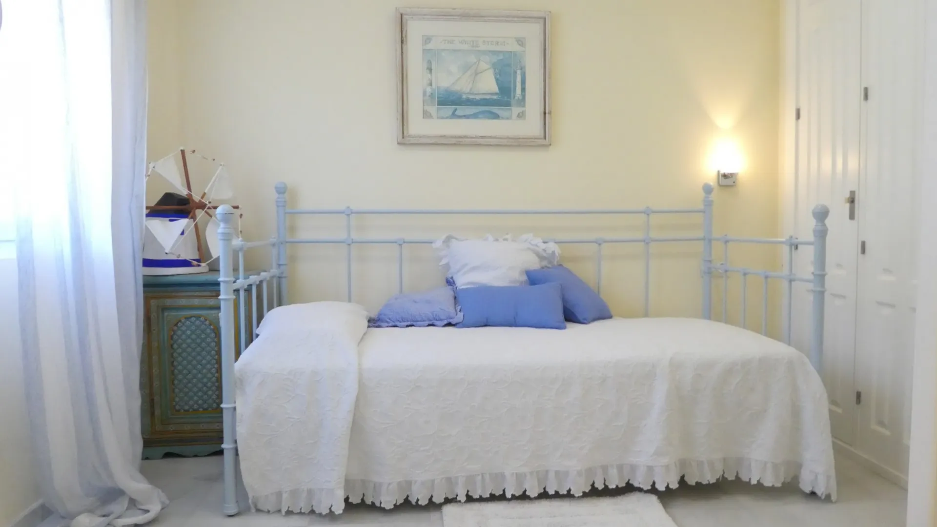 4 bedrooms villa for sale in Nueva Andalucia