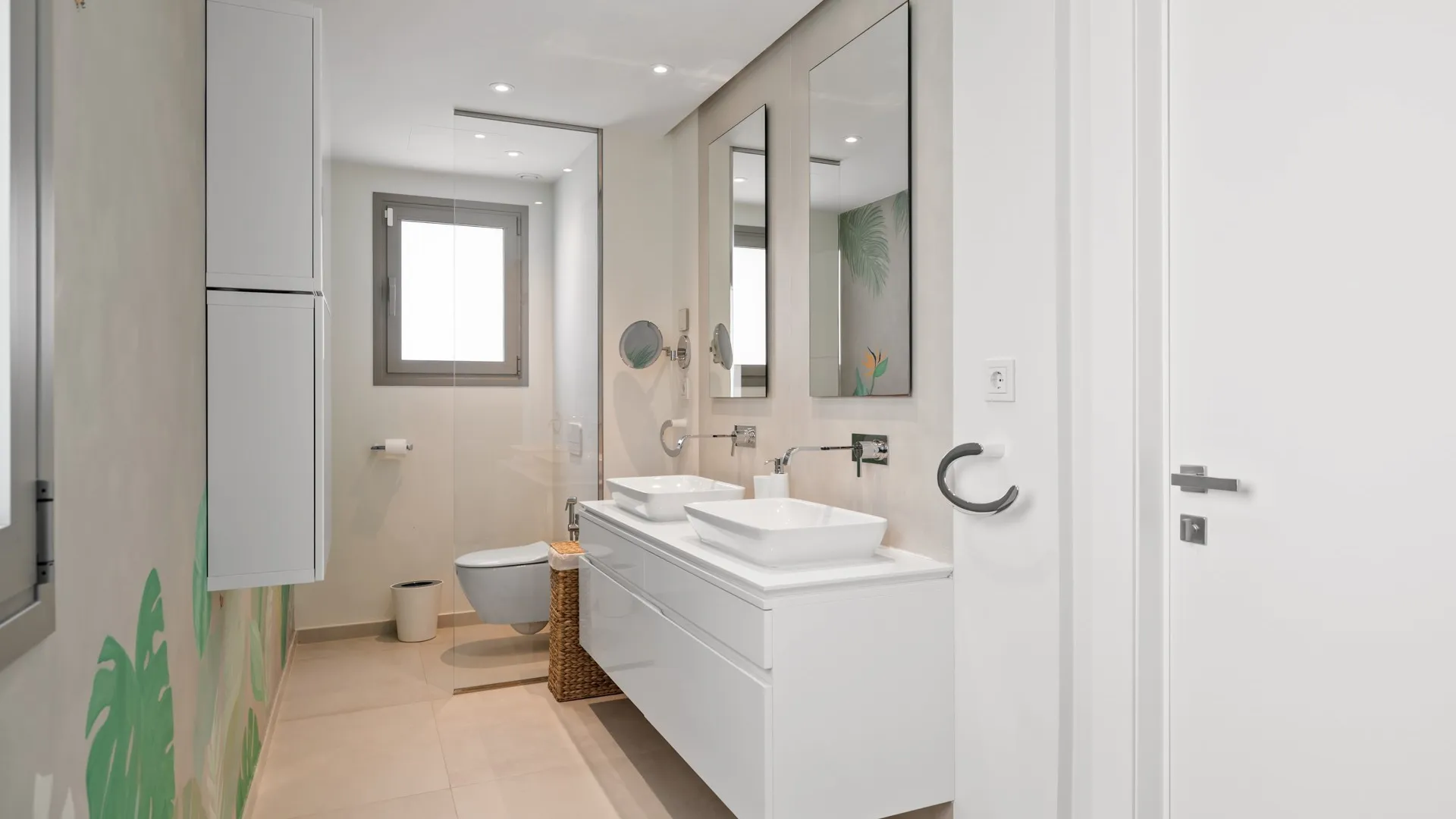 For sale 9 Lions Residences 7 bedrooms apartment