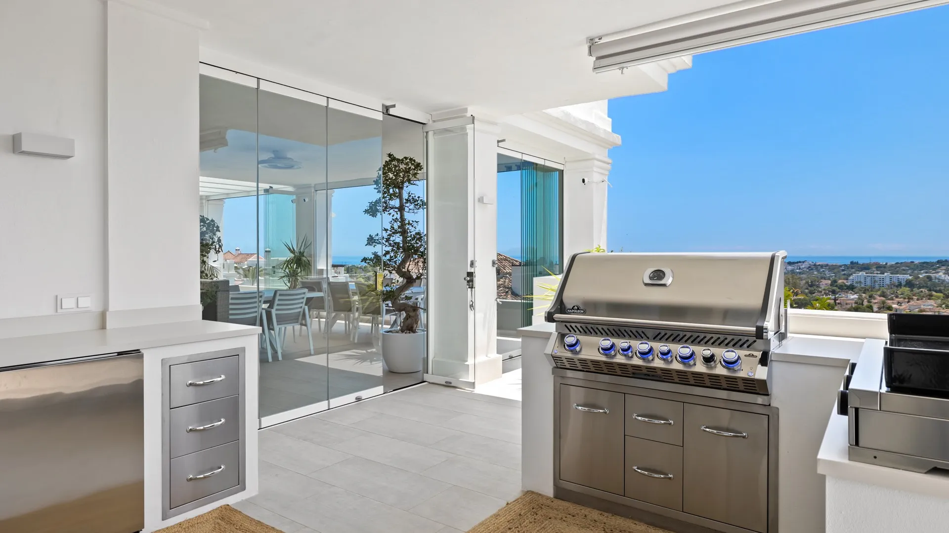 For sale 9 Lions Residences 7 bedrooms apartment