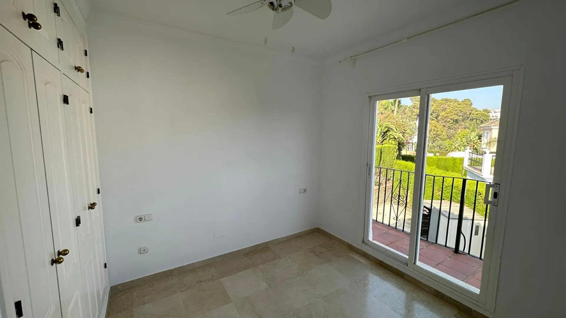 5 bedrooms villa in Marbella Country Club for sale